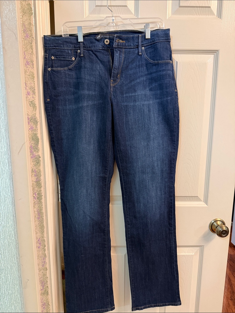 Levi's 505 Women's Straight Leg Jeans in Dark Blue